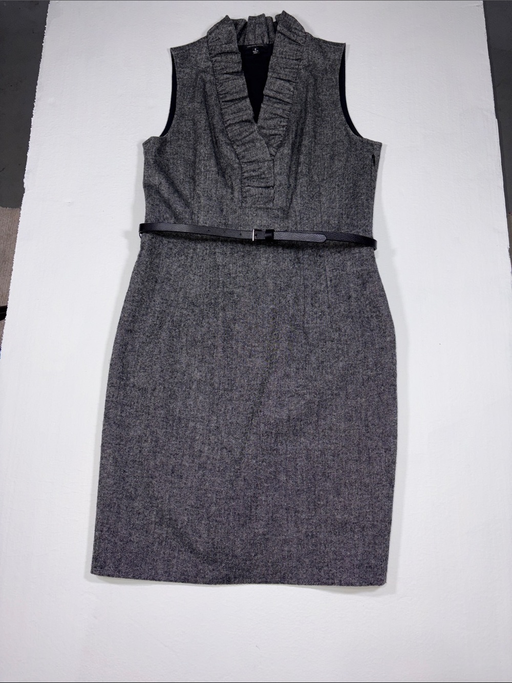 Saks Fifth Avenue Gray Tweed Lined Pencil Dress with Ruffle Neck with belt